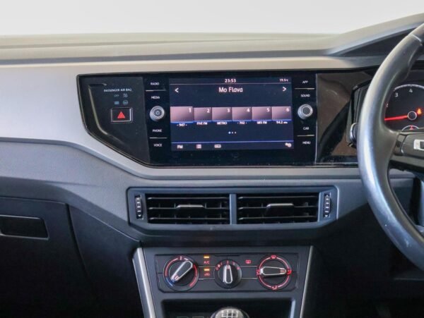 2020 Volkswagen Polo Hatch 1.0TSI Comfortline For Sale - Image 13